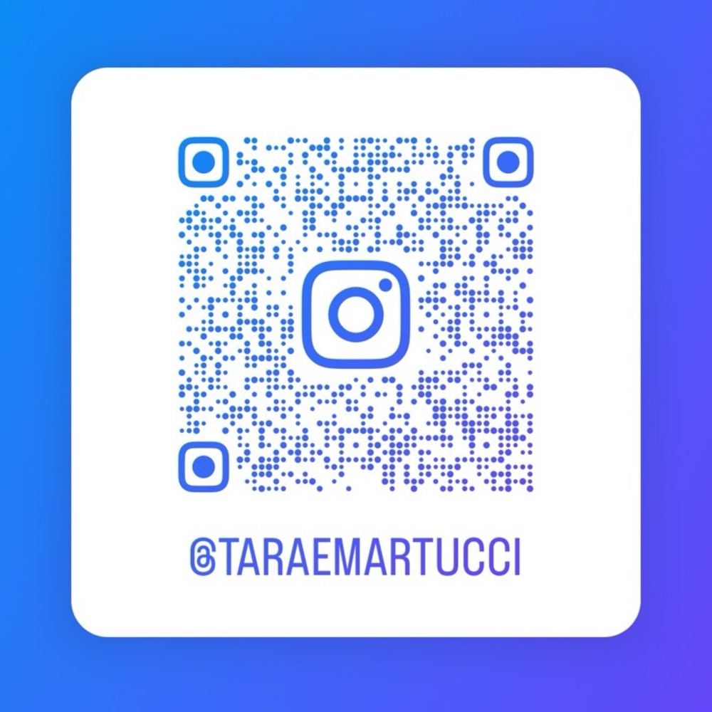 Follow me on Instagram for Previews and Collabs.  ♥️